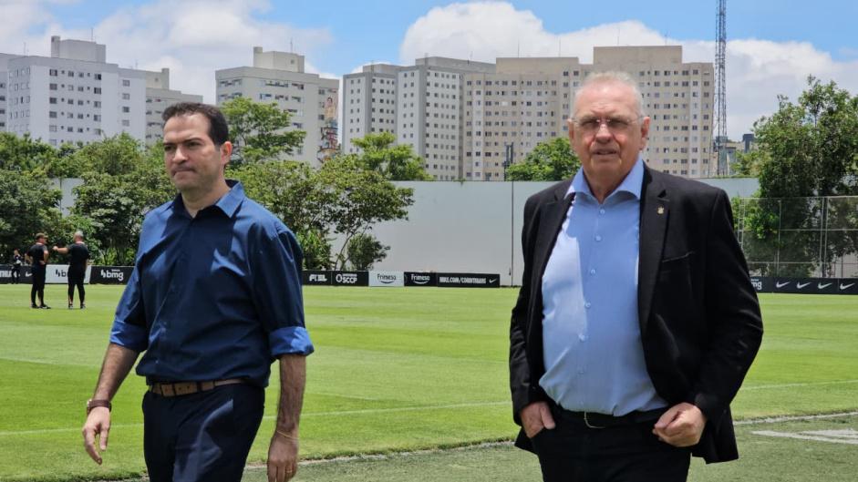 Marcelo Paz, Osmar Stábile ou algum “palpiteiro”; afinal, quem decide o futuro dos jogadores Corinthians?